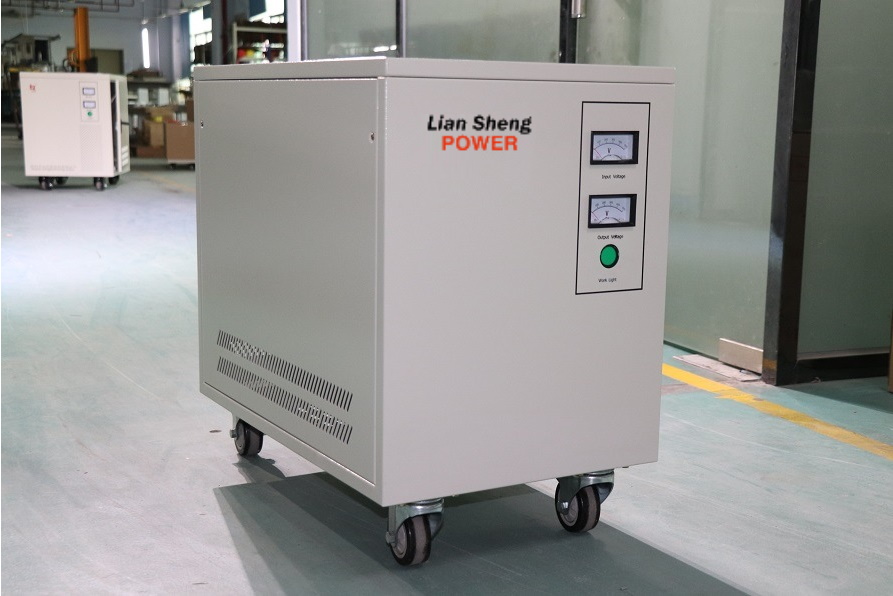 OEM 30kVA 40kVA 50kVA Máy biến áp loại khô Điện áp thấp cho máy công nghiệp